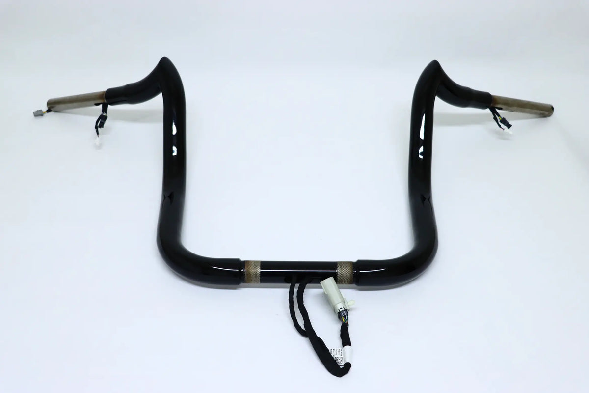 Comanche Bagger for '20-26 Challenger | Indian Handlebars